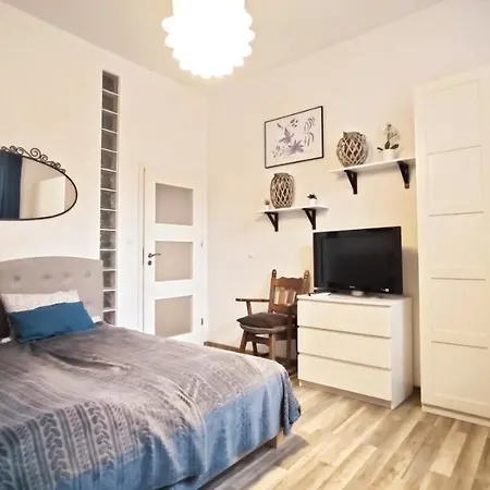 Tenczynska 4 B Starowka Aparts By Homeprime-2